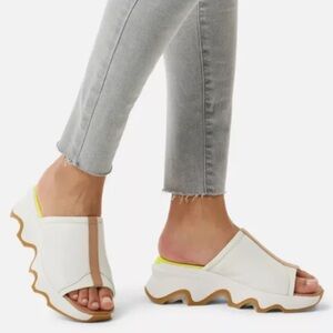 Sorel Kinetic Impact Slide High Platform Women's Sandals in White Tan Size US 7